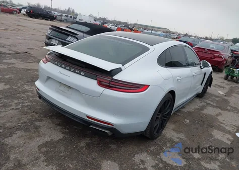 2018 Porsche Panamera 4 из США, поврежденный, VIN WP0AA2A77JL110388